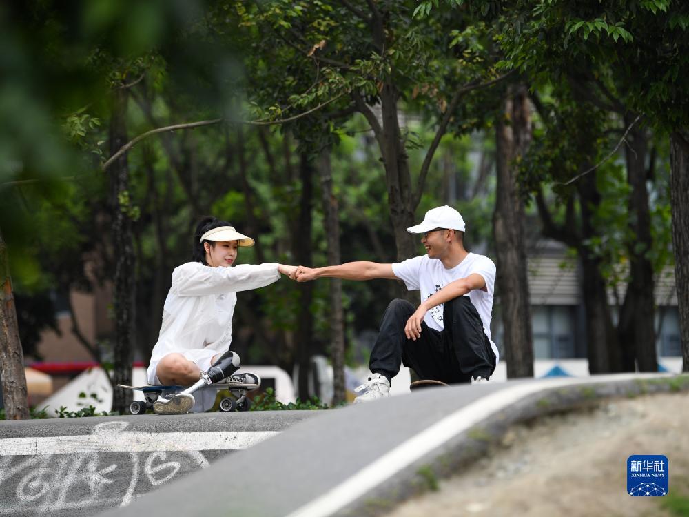 不休棋牌平台